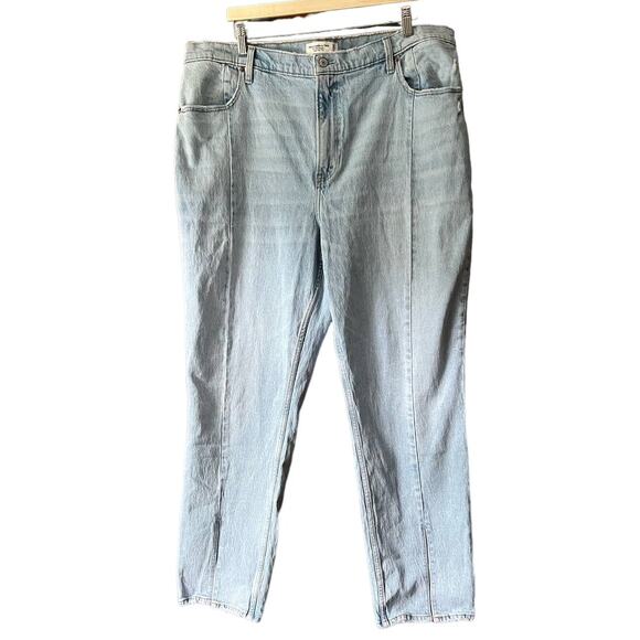 Abercrombie & Fitch Women's Curve Love The 90s Straight Ultra High Rise Jeans 20 - Picture 1 of 11